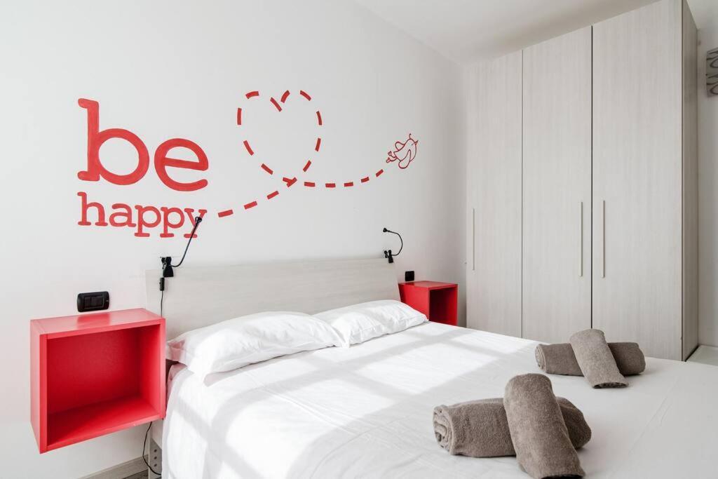 Апартаменты Be Happy - The House Of Travelers Комо Экстерьер фото