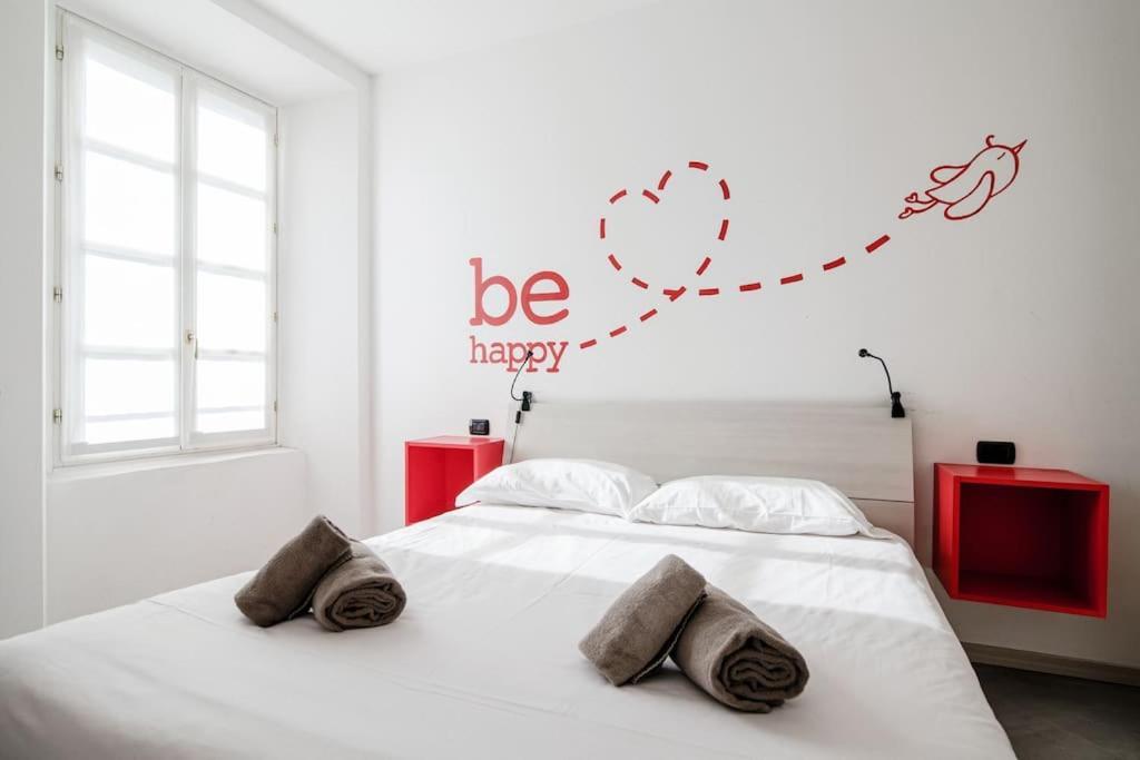 Апартаменты Be Happy - The House Of Travelers Комо Экстерьер фото